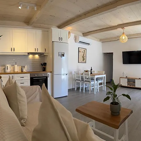 Nyaraló Aeri Karpathos Lakki (Karpathos)